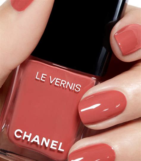 rouge cuir chanel